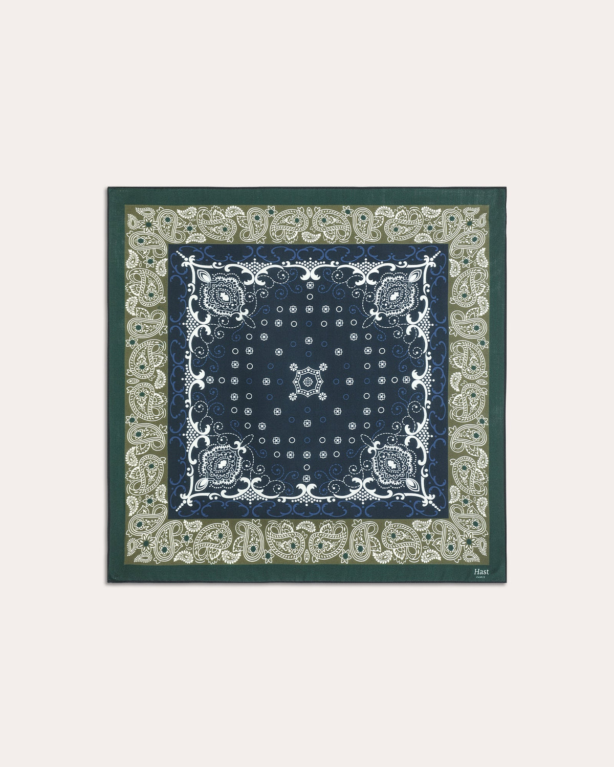 Foulard en soie bordeaux et marine à motif - 4