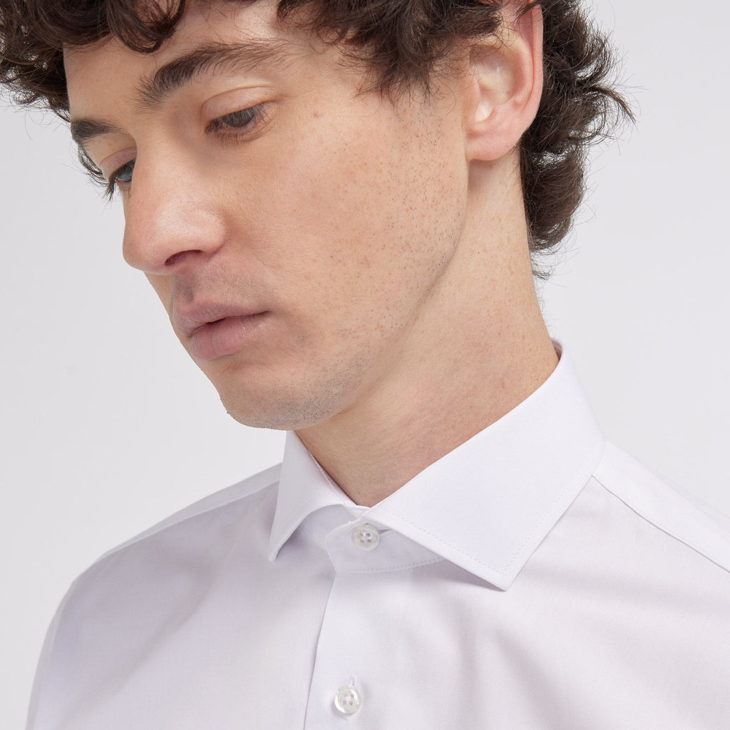 Chemise cintrée en popeline double retors blanche à poignets mousquetaires - 2