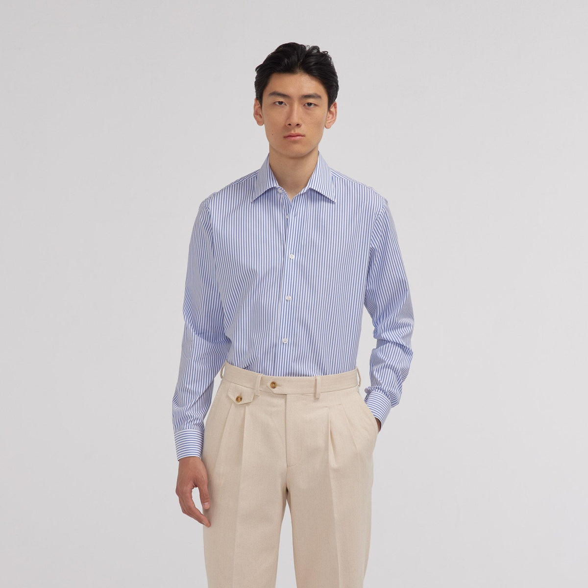 Chemise en popeline à rayures bleues et blanches - 1
