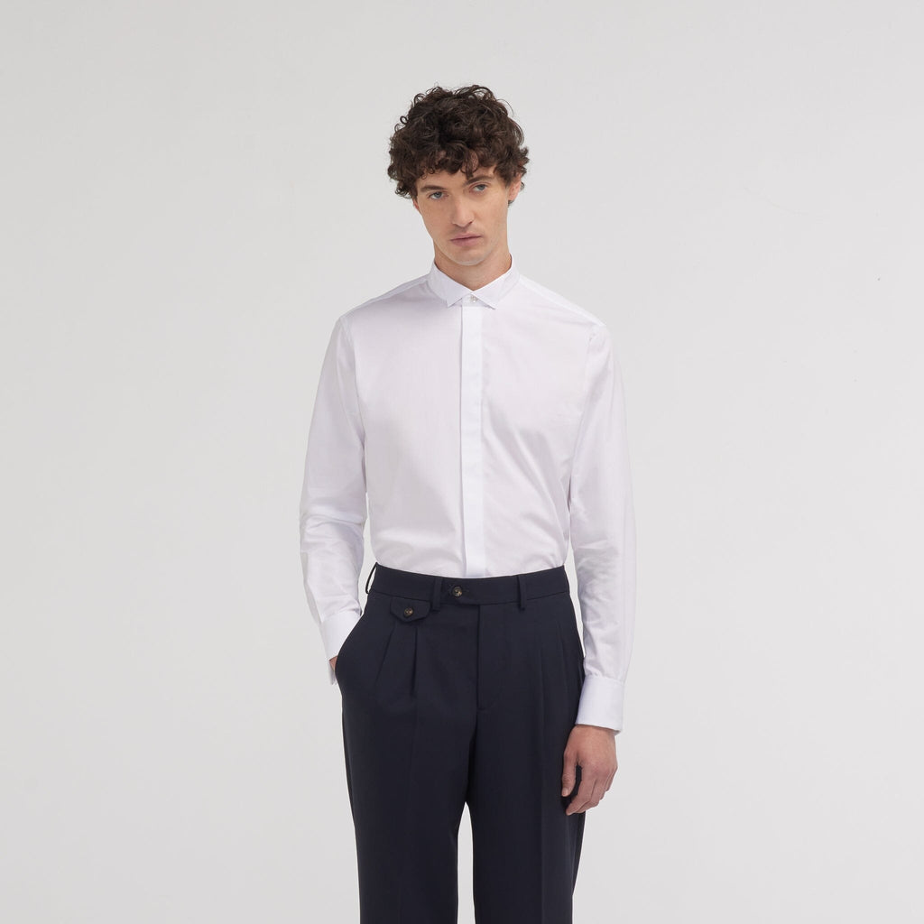 Chemise cintrée en popeline double retors blanche à poignets mousquetaires - 1