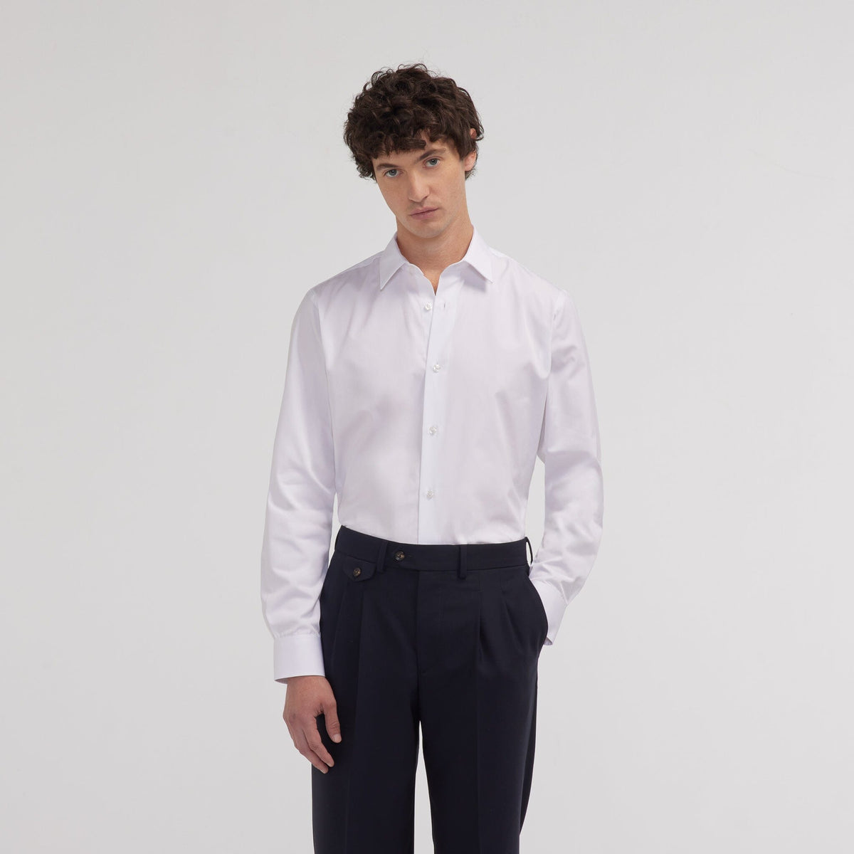 Chemise grande longueur cintrée en popeline blanche - 1