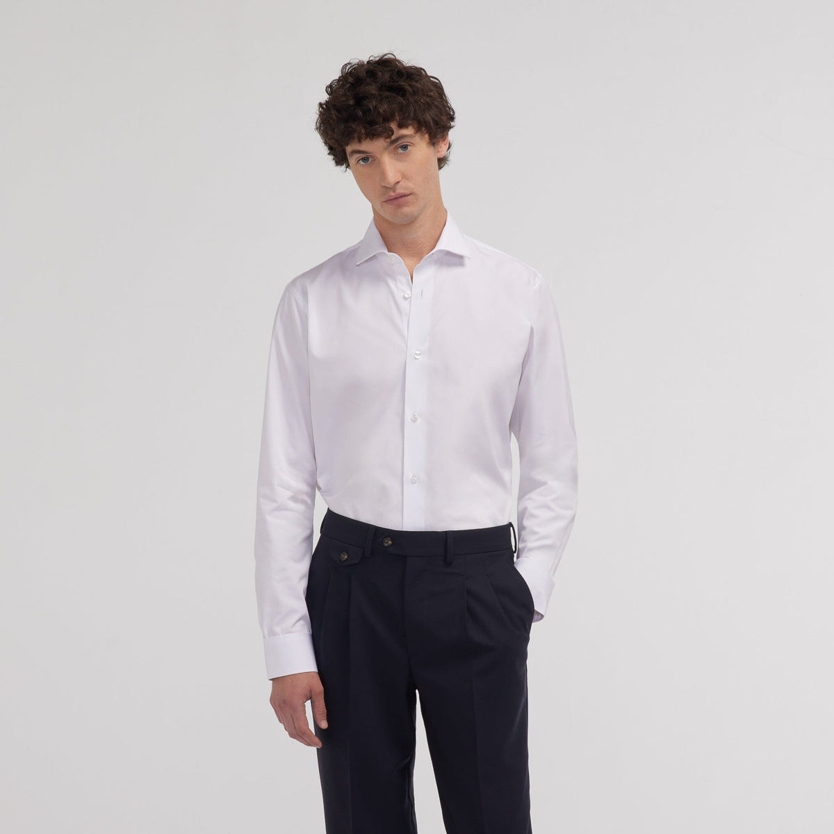 Chemise grande longueur cintrée en popeline blanche - 1