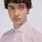 Chemise cintrée en popeline double retors à fines rayures rouges - 2