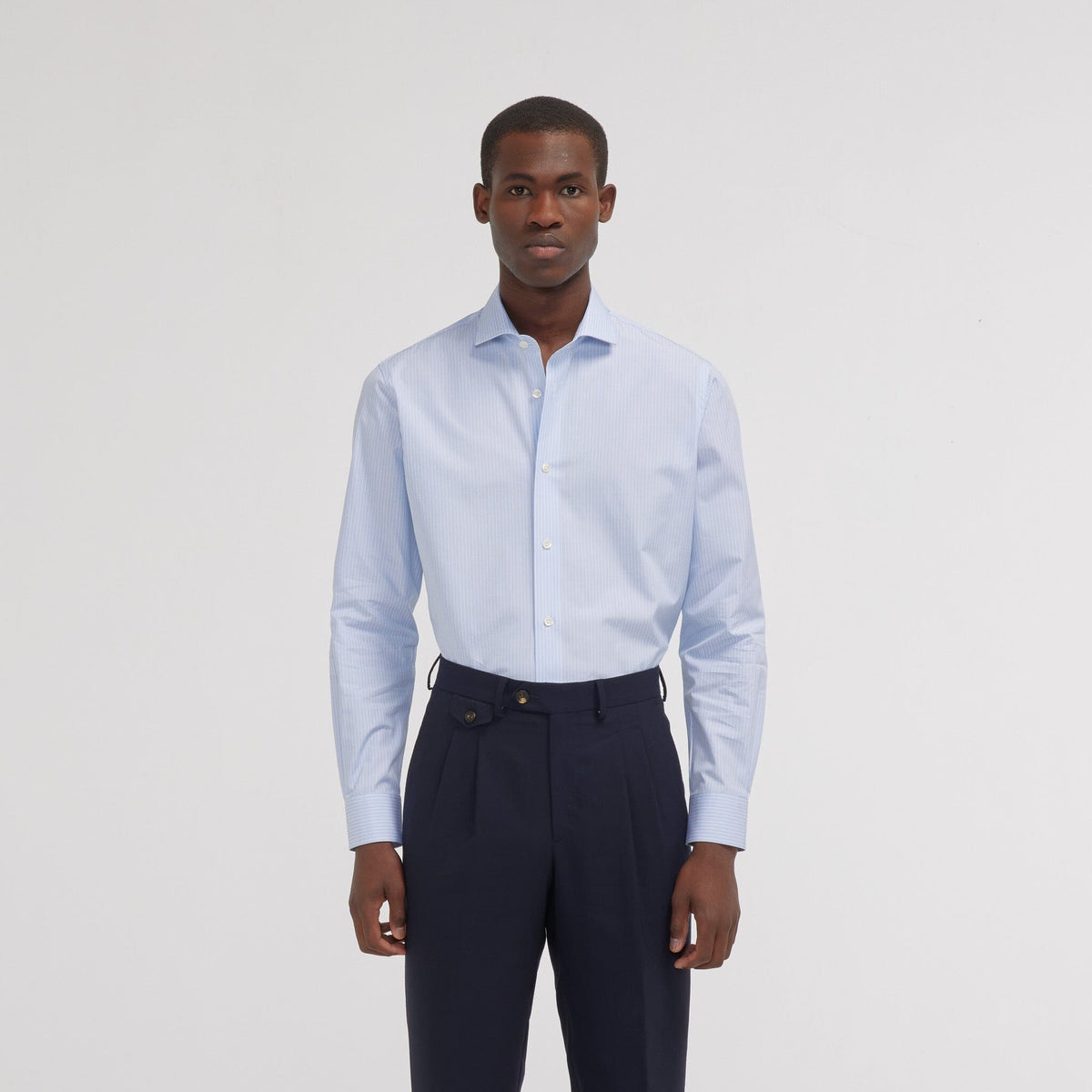 Chemise premium cintrée en popeline double retors bleue à rayures blanches - 1