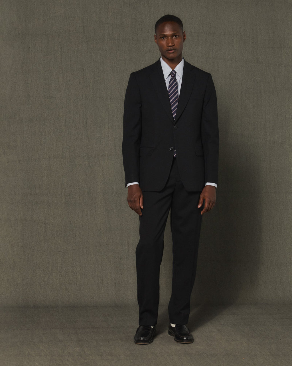 Costume en flanelle de laine noire - 1