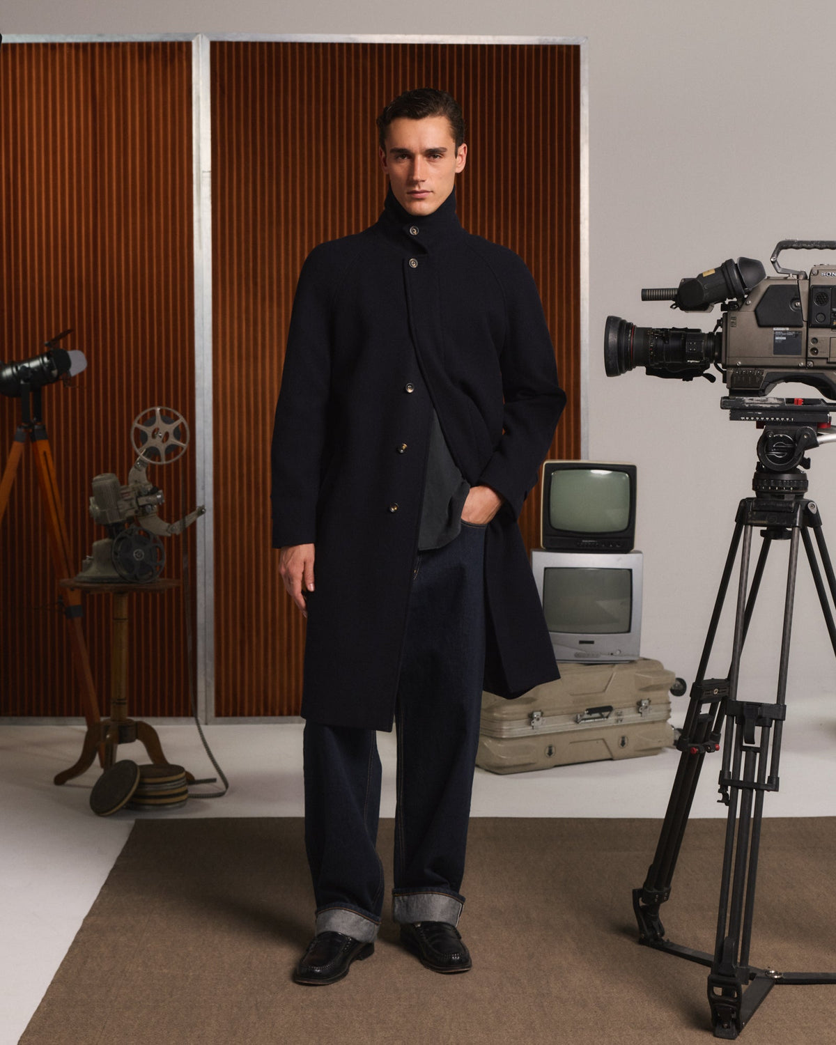 Manteau Balmacaan en laine vierge chevrons écru - 3