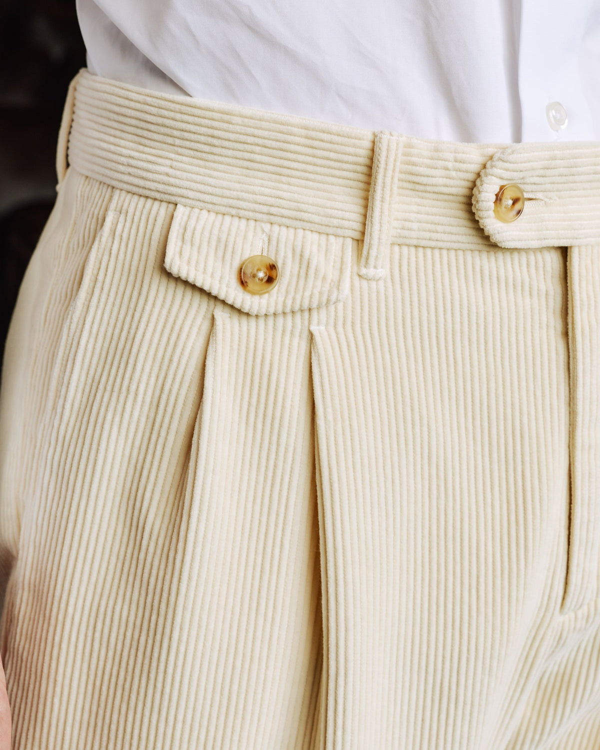 Pantalon double plis en velours côtelé sauge - 4