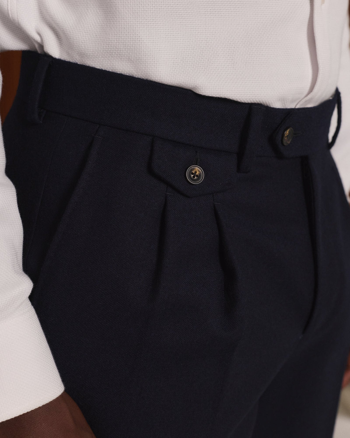 Pantalon à pinces en flanelle de laine marine - 2