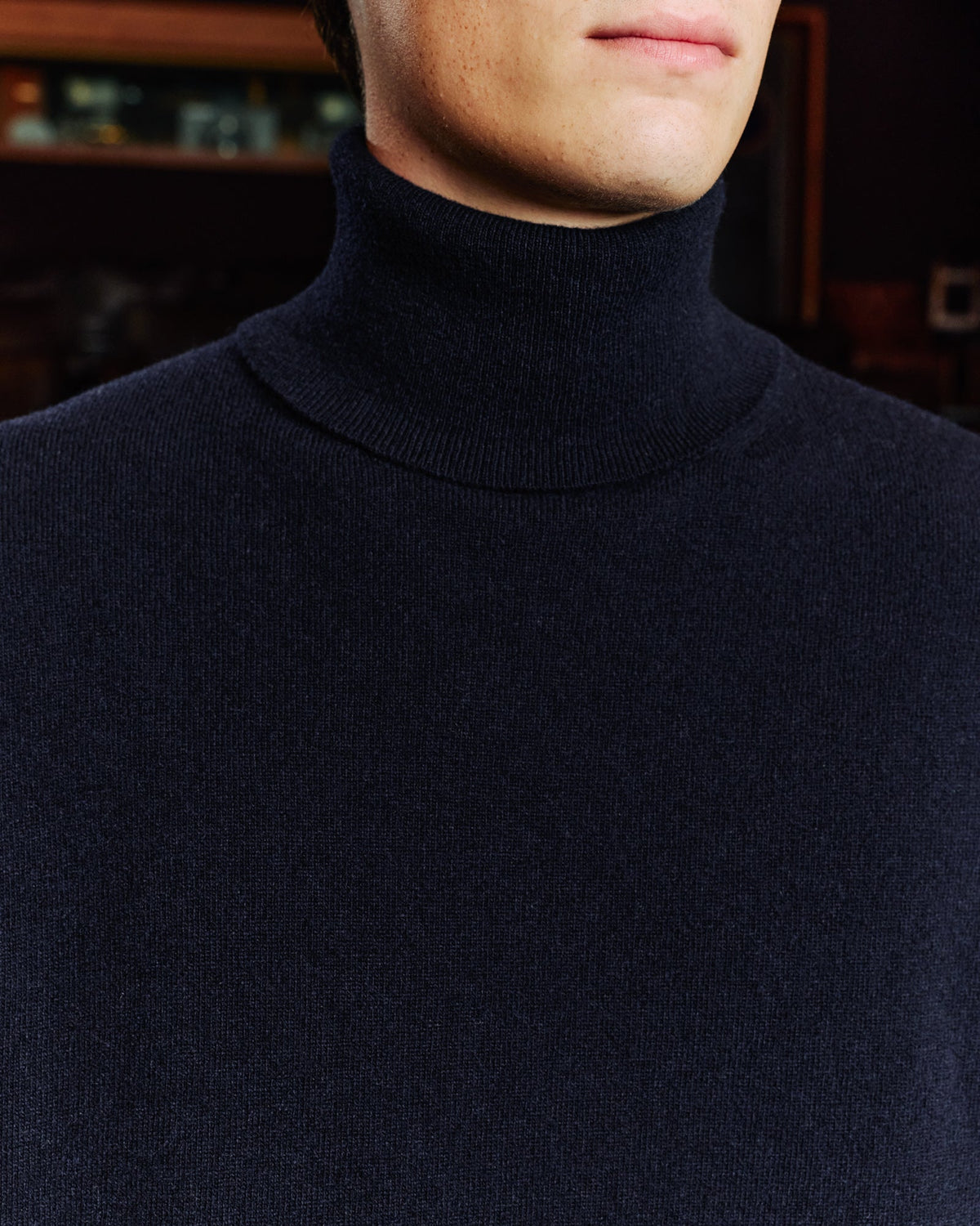 Pull col roulé en laine extrafine vert - 4