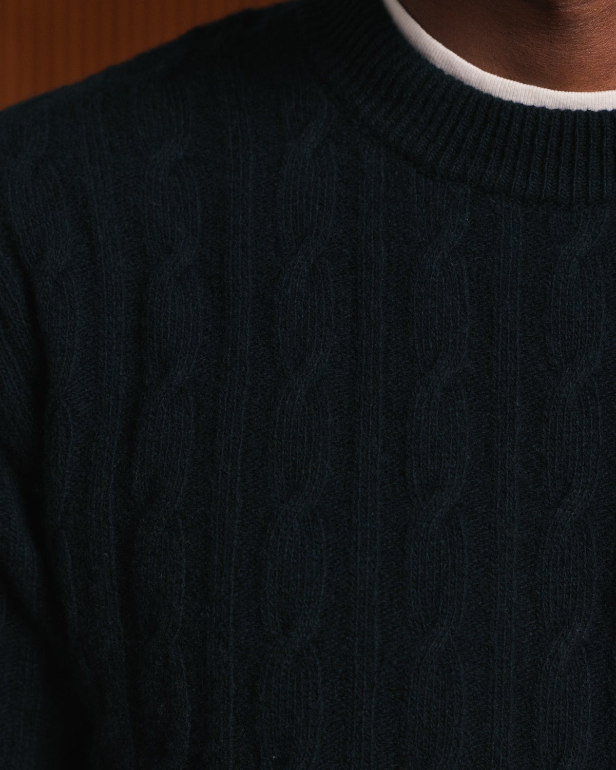 Pull col rond en laine mérinos extrafine marine - 2