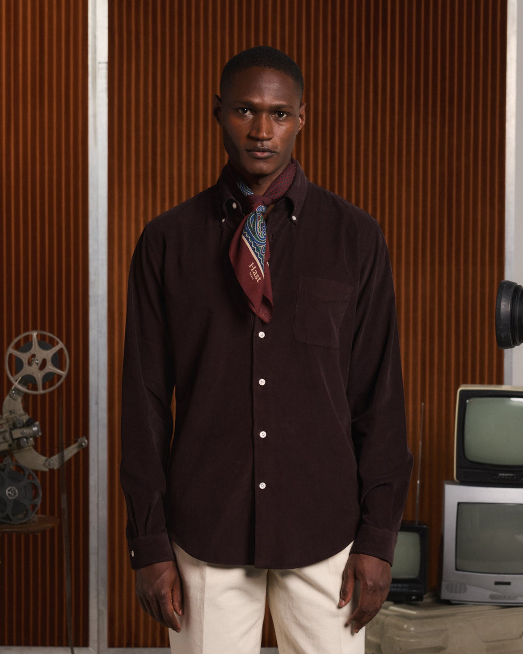 Chemise décontractée en velours côtelé bordeaux - 1